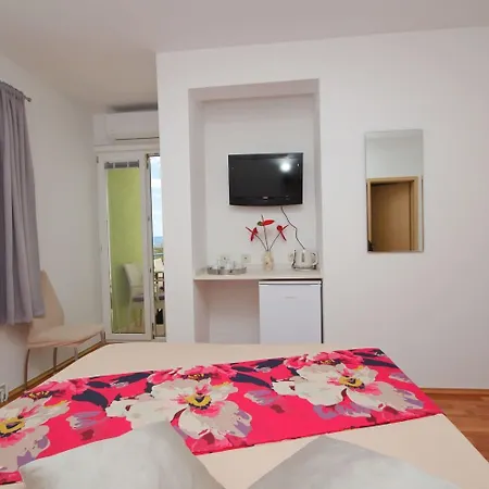 Apartments Jovize Makarska Exterior foto