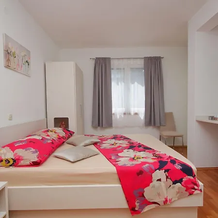 Apartments Jovize Makarska Exterior foto