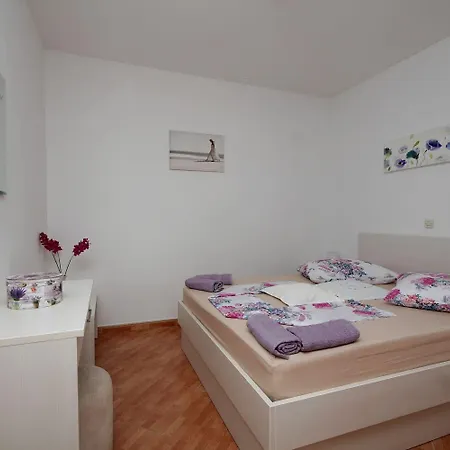 Apartments Jovize Makarska Exterior foto