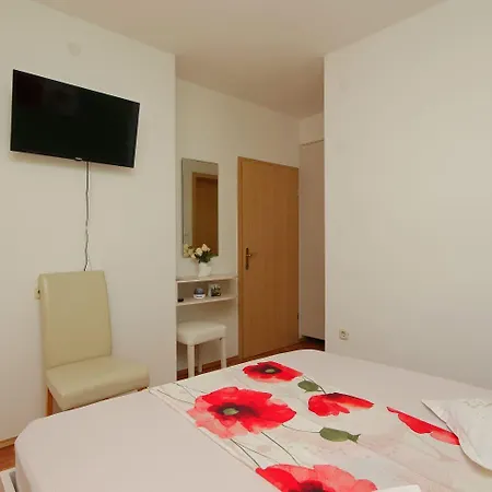 Apartments Jovize Makarska Exterior foto