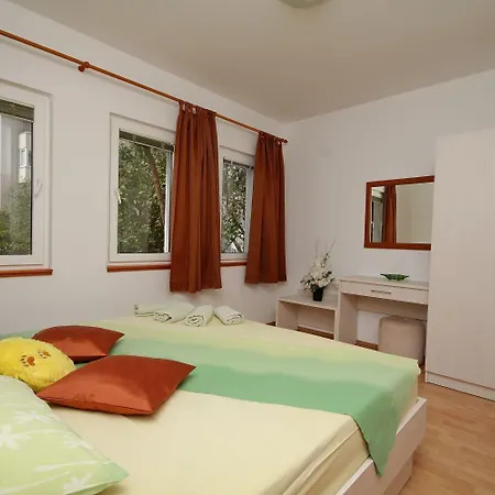Apartments Jovize Makarska Exterior foto
