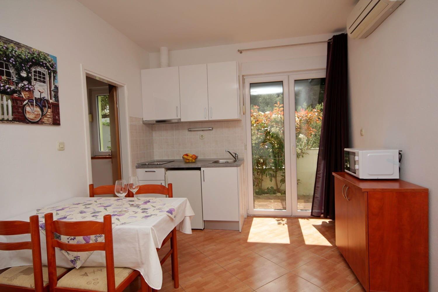 Apartment Jovize Makarska