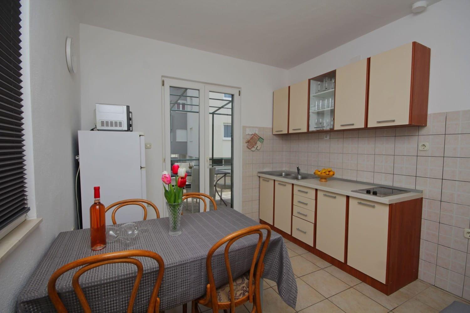 Jovize Apartment Makarska